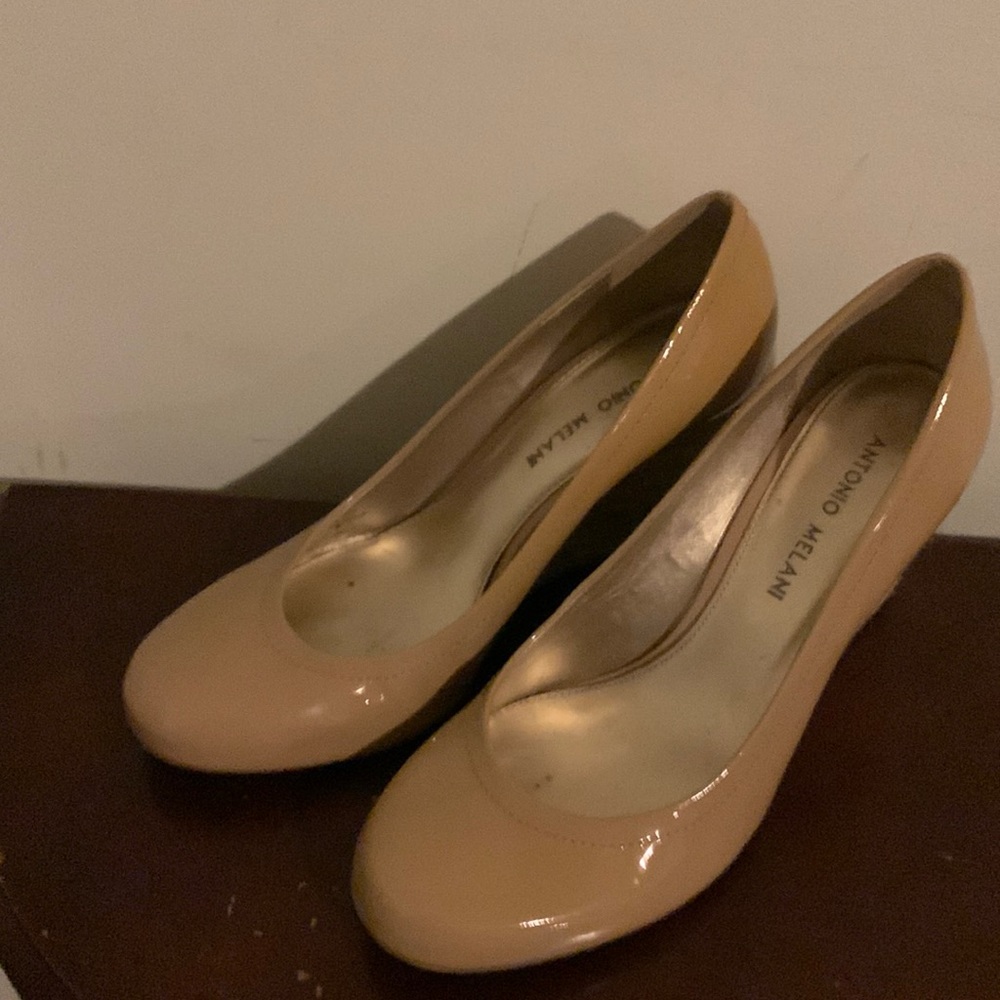 Wedge shoes